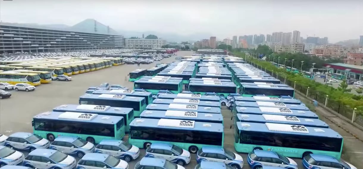 Nem újévi tréfa: Kína Sencsen mind a 16 359 buszát elektromosra cseréli