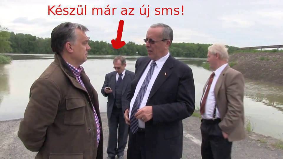Árvíz-mém: már írja Pintér az sms-t