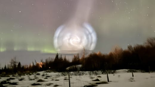 Rejtélyes spirálok jelennek meg a sarkvidék egén