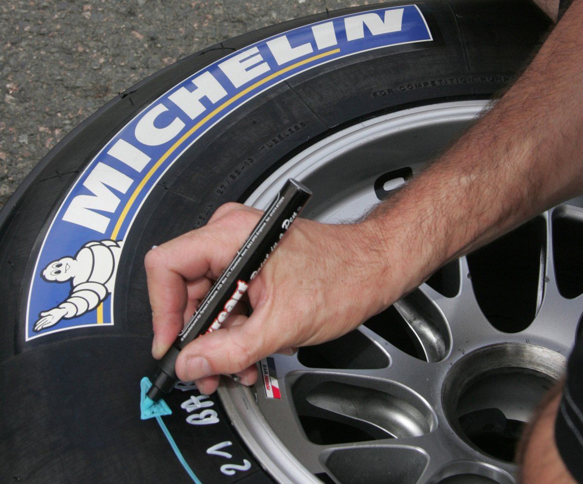 Amerikaiak arathatnak a budapesti Michelin-gyár bezárásán