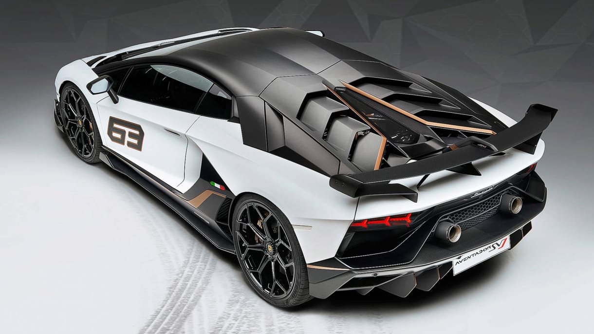 Elkobozták a Manchester City játékosának Lamborghinijét, mert se engedélye, se biztosítása nem volt