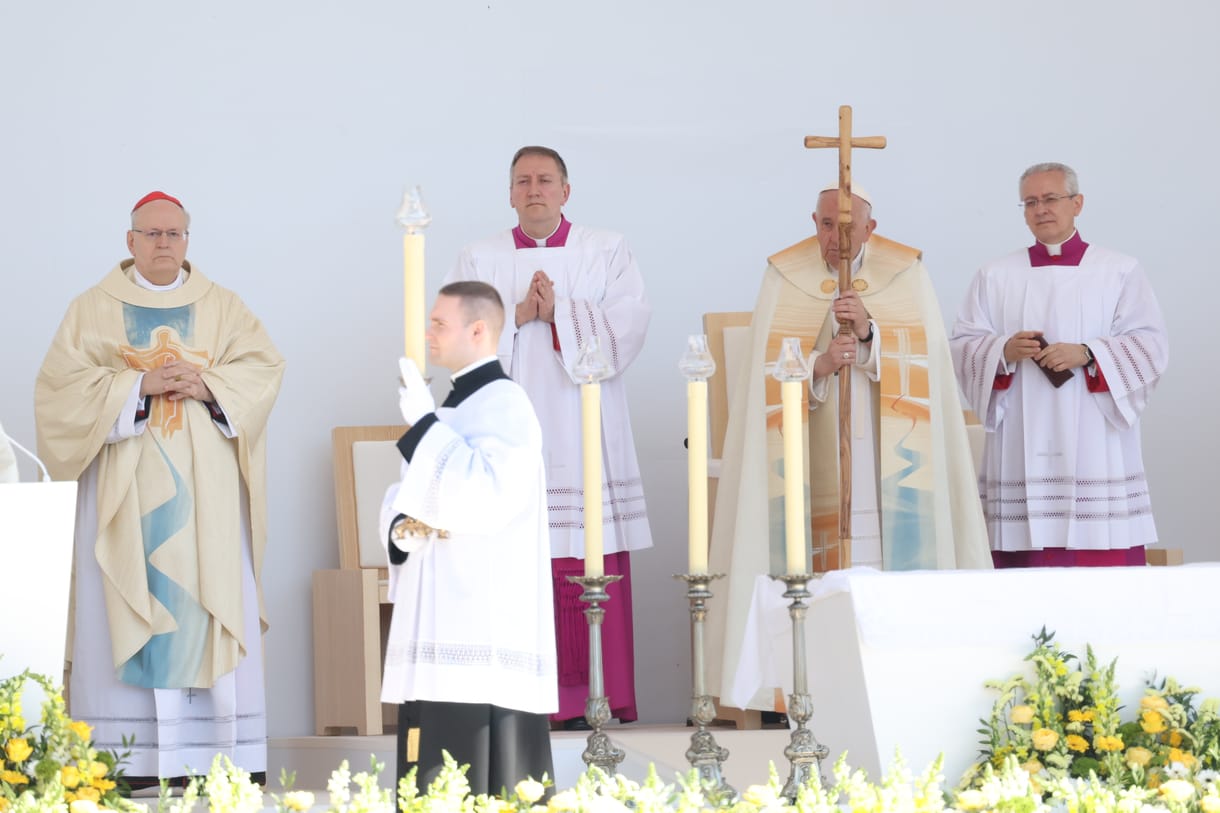 Kicsit félrefordították a pápa beszédét, amikor az ukrán és az orosz népet említette
