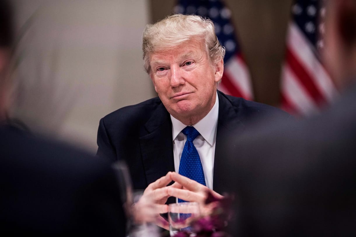 Nem tartják jó ötletnek Trump ügyvédei, hogy eskü alatt tegyen vallomást