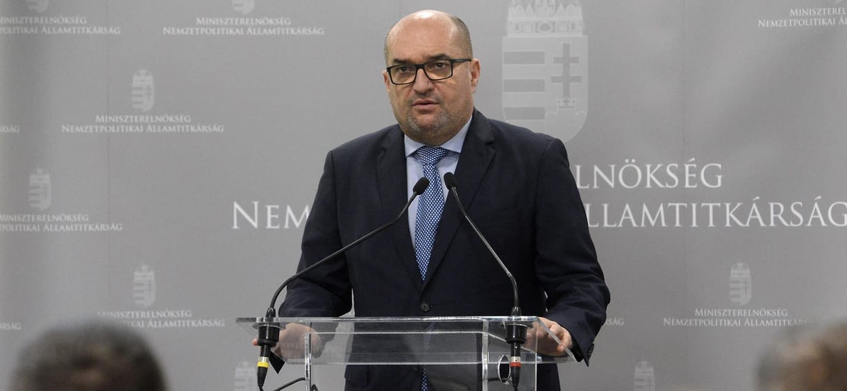 A NATO-tagság ügye állhat a kárpátaljai magyarok vegzálása mögött