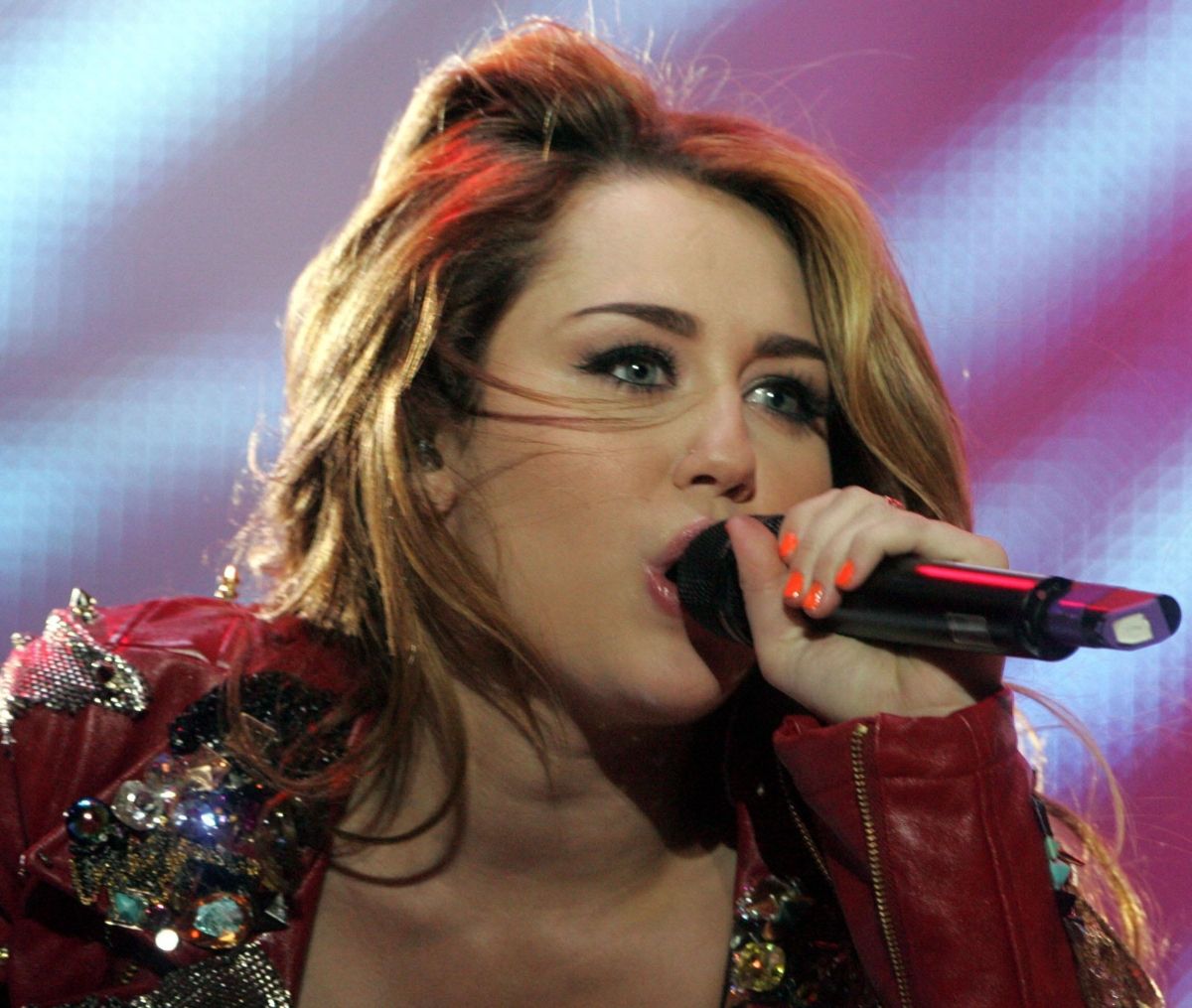 Szex-botrányhőssé vált az egykori Hannah Montana