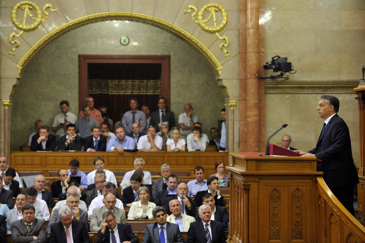 Orbán kicsomagolta a 300 milliárdos akciótervét