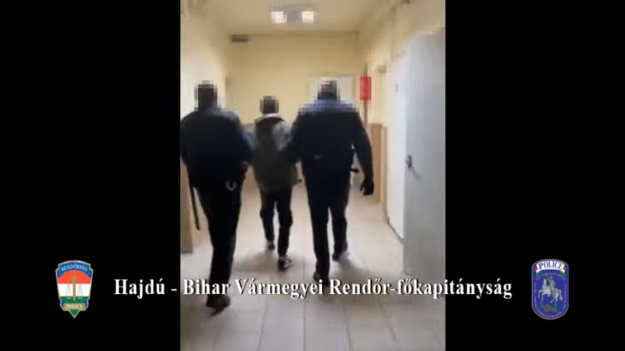 A nyílt utcán próbált meg kirabolni két fiatalt, nem vette észre a rendőröket