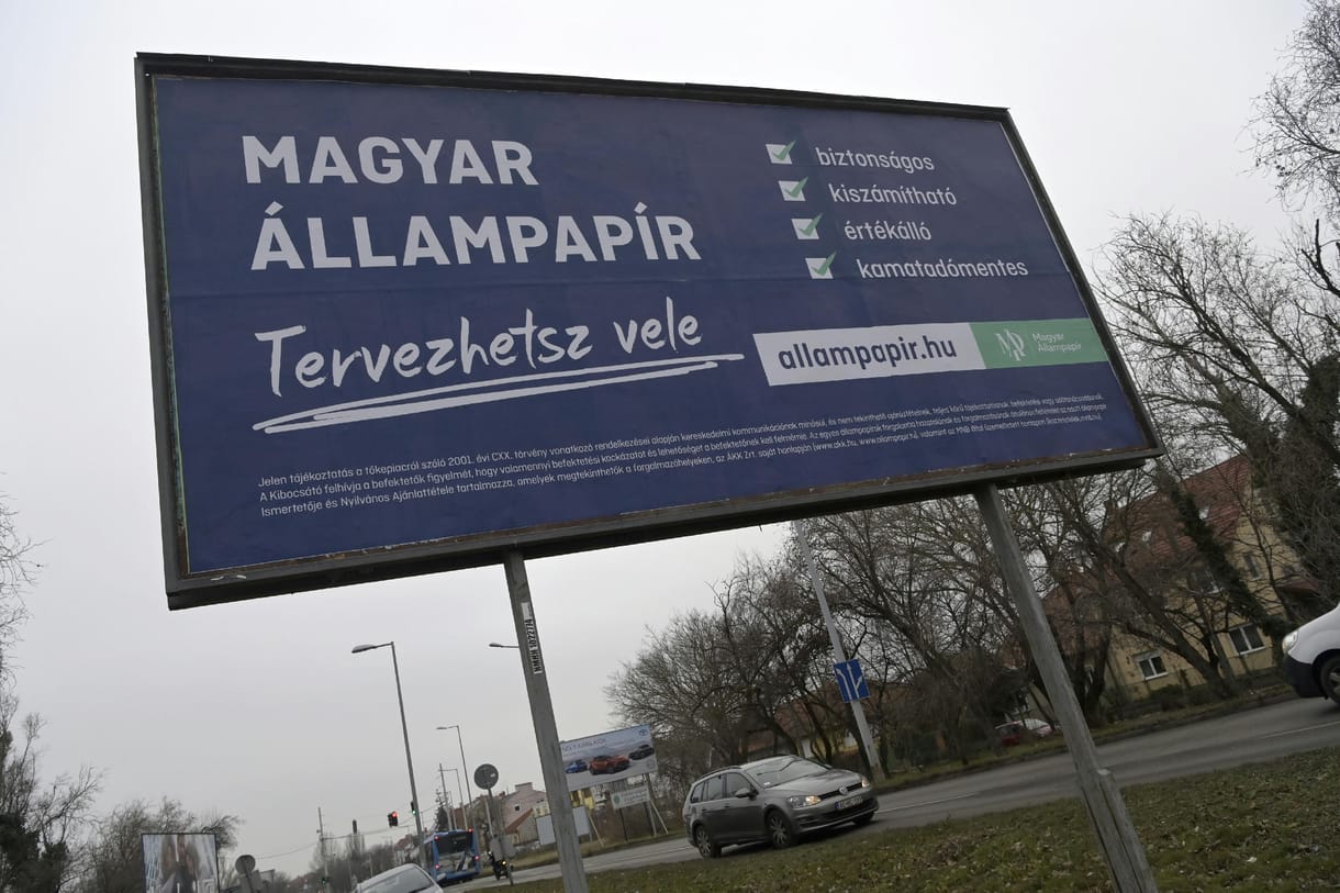 Már a lakosság is inkább külföldre menekíti a pénzét az állampapírok helyett