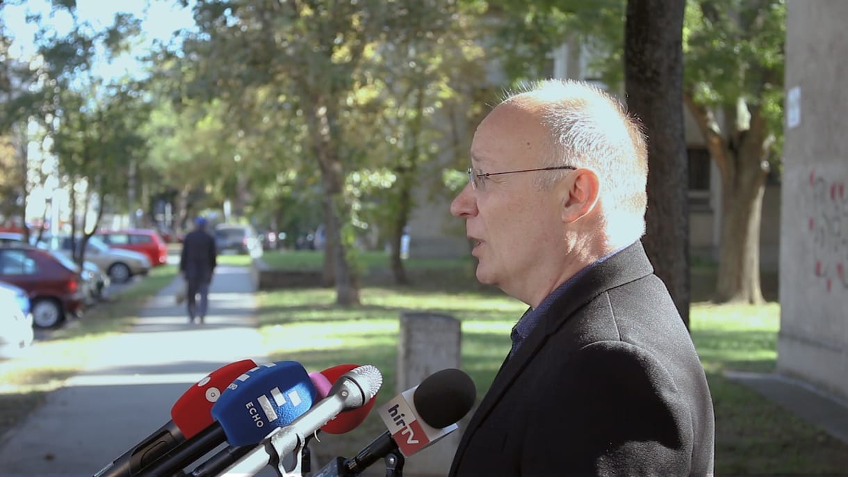 Csúnyán elbánt a szopófantom Burány Sándorral