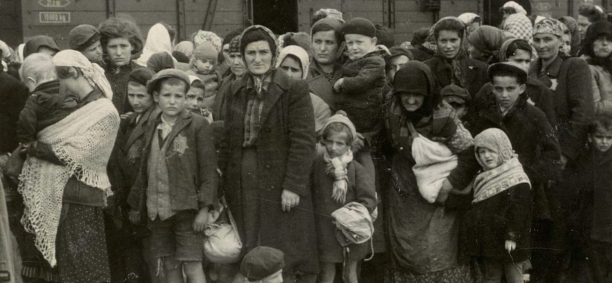 Felfogni Auschwitzot – a sokkoló megérkezés emlékei