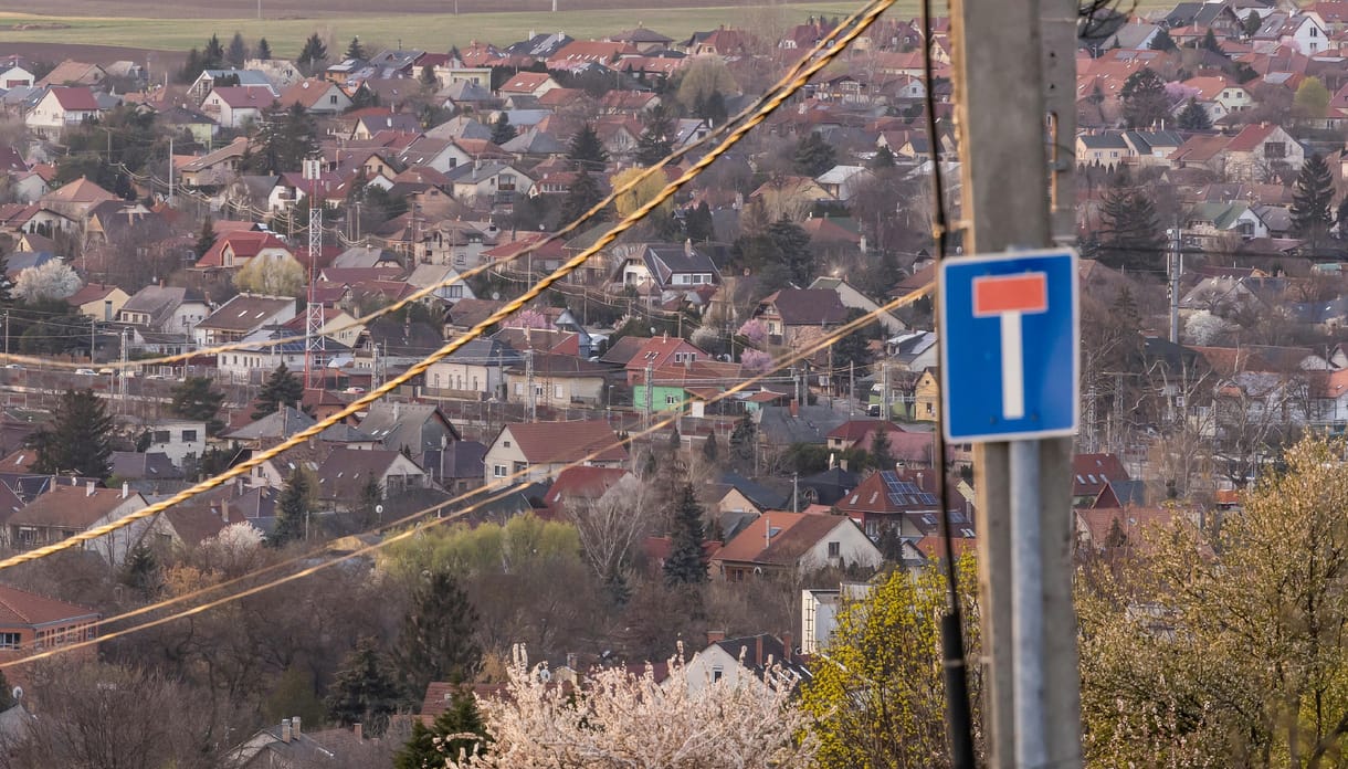 Akkorát drágultak a lakások, hogy fiatalok tömegei képtelenek elköltözni a szüleiktől