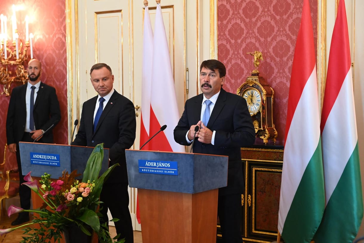 FAZ: Ellentétes a lengyel és magyar hozzáállás a háborúhoz