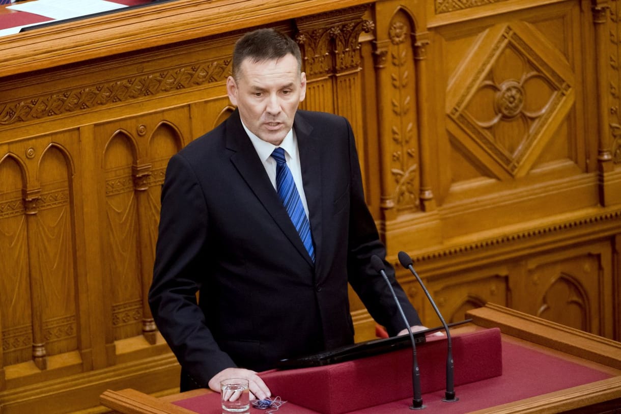 A Volner párt elnöke a kamupártokkal magyarázta a választási törvény miatt beadott módosítóját