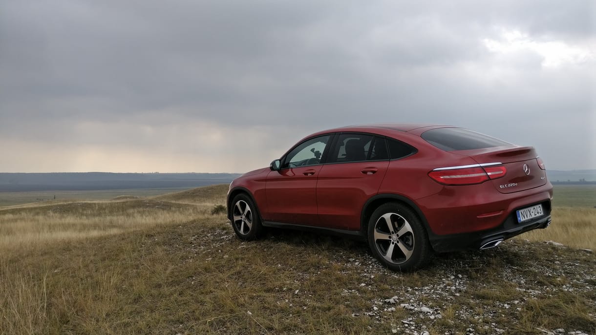 Mercedes GLC Coupé teszt: rácsaptak a fenekére
