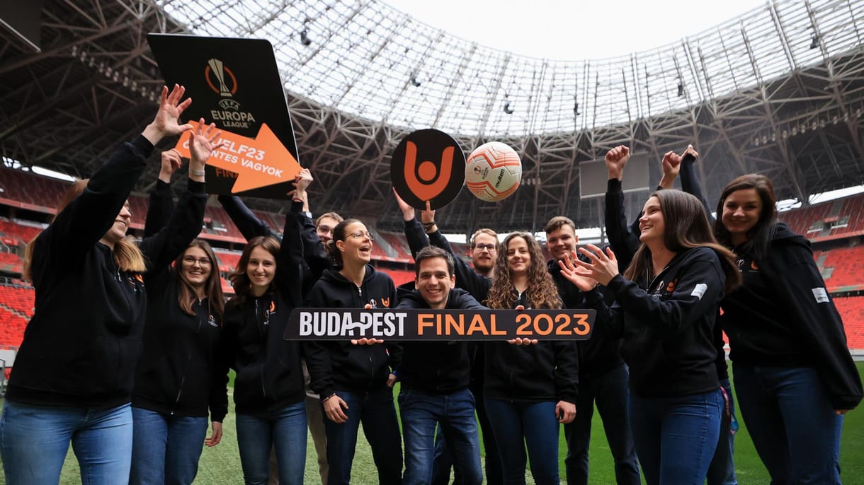 Még néhány óráig lehet jelentkezni önkéntesnek a budapesti Európa-liga-döntőre