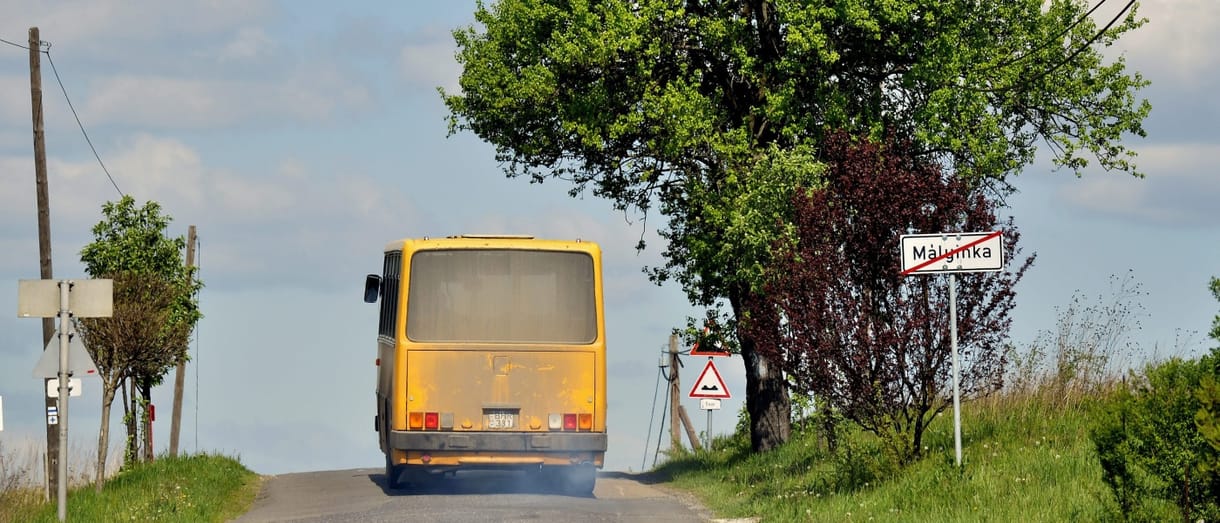 Legyen résen! Ha ennél olcsóbban ajánlanak buszt az iskolának, ne engedjék elfogadni 