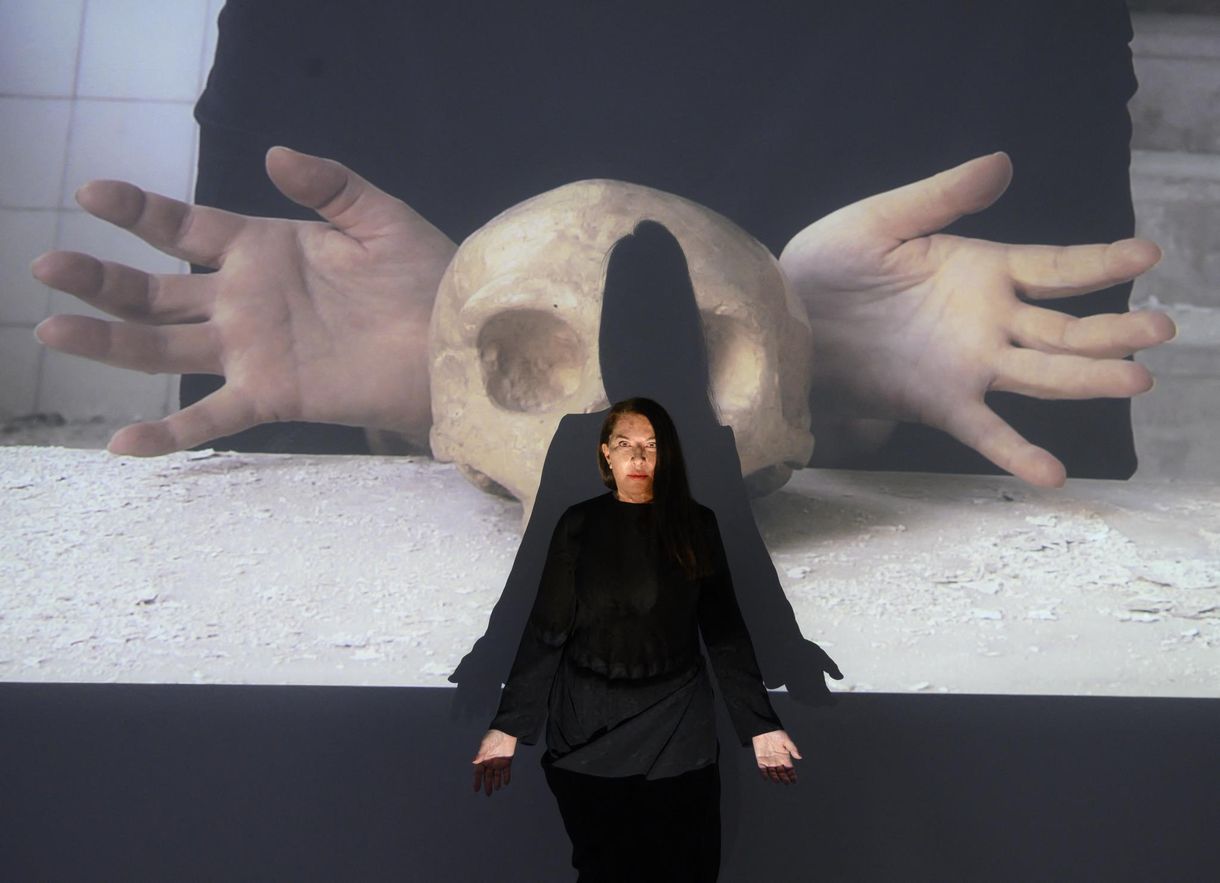 Aki nem az életéből ad, hanem az egész életét odaadja a művészetért – Marina Abramović 75 éves