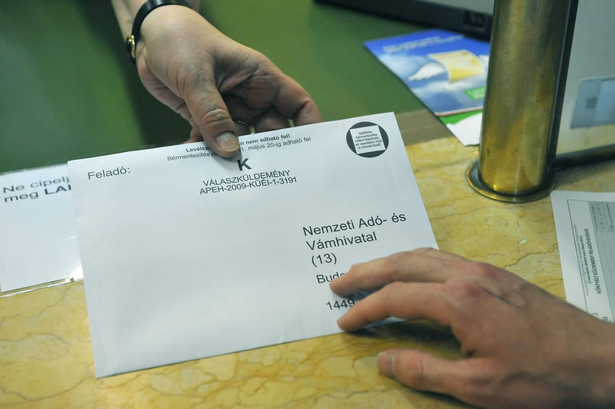 Benyújtották a 25 éven aluliak szja-mentességéről szóló törvényjavaslatot