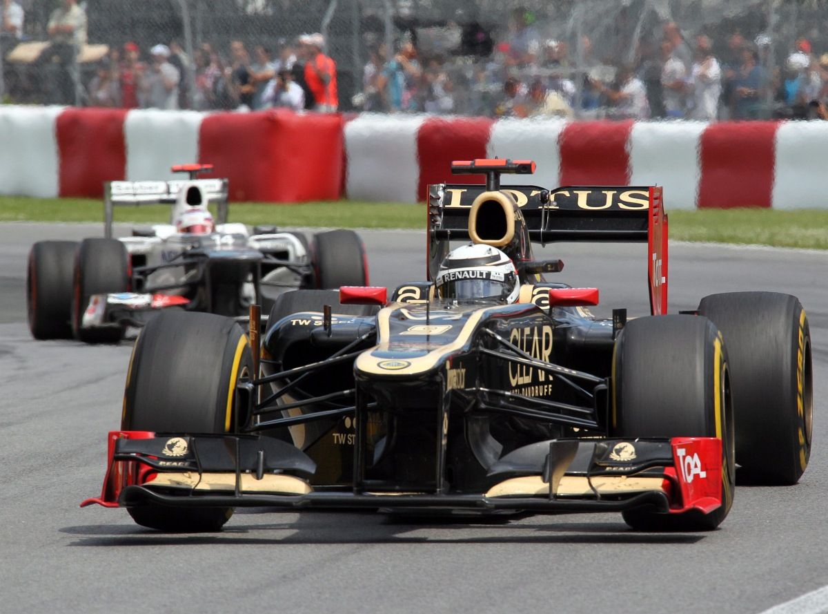 Raikkönen mentegetőzik a rajtbalesete után