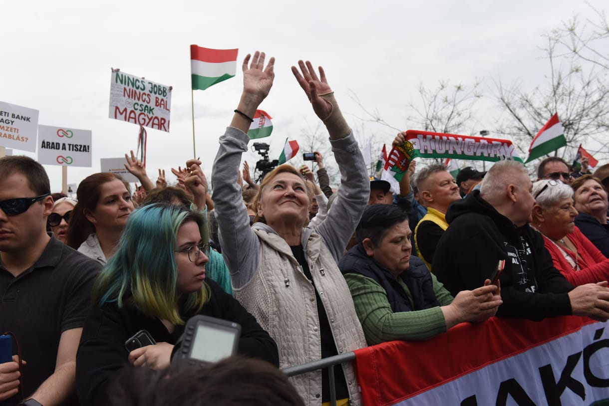 Az utcabálozás még nem megy a tiszásoknak, pedig mostanra kiderült: valódi közösséggé váltak
