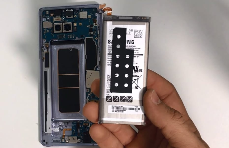Elismerte a Samsung: a Galaxy Note8-cal is lehetnek akkuproblémák