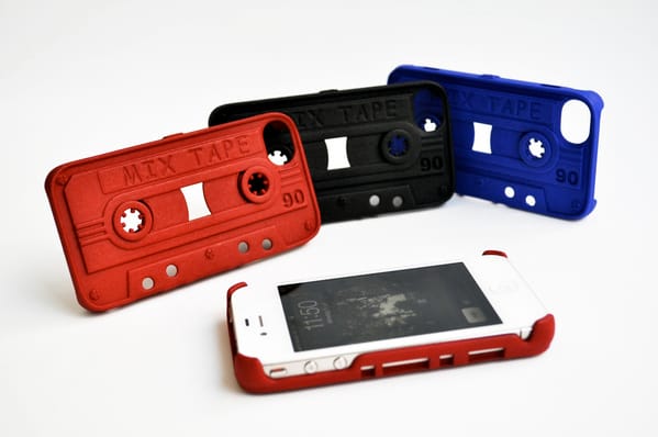Klasszikus formák egy modern külsőn: old school iPhone tokok