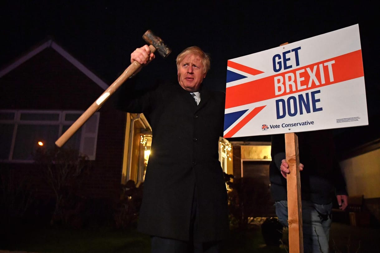 Brexit: Boris Johnson aláírta a kilépési megállapodást