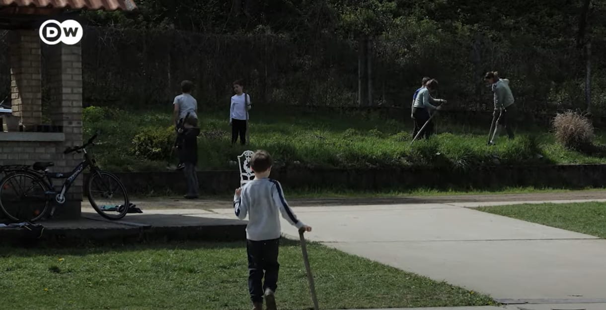 Ilyen egy alternatív iskola falusi környezetben