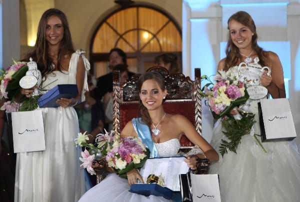 Fotó: Virág, Lilly és Sarah lettek az Anna-bál szépei