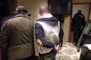 Tiszacsegén kapták el az Olaszországban évek óta körözött férfit – fotók