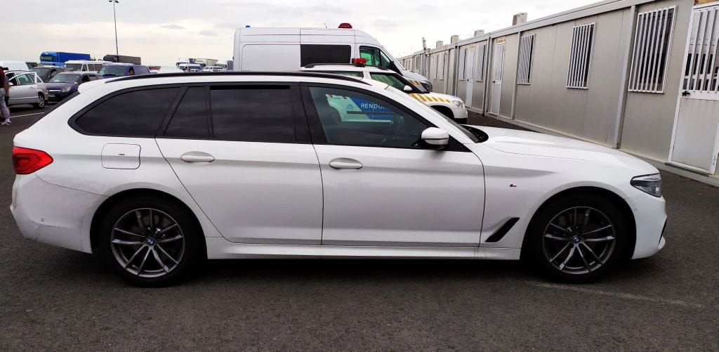 25 milliós lopott BMW akadt fenn a határon