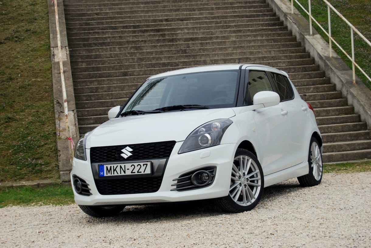 Suzuki Swift Sport teszt: szereti, ha kínozzák