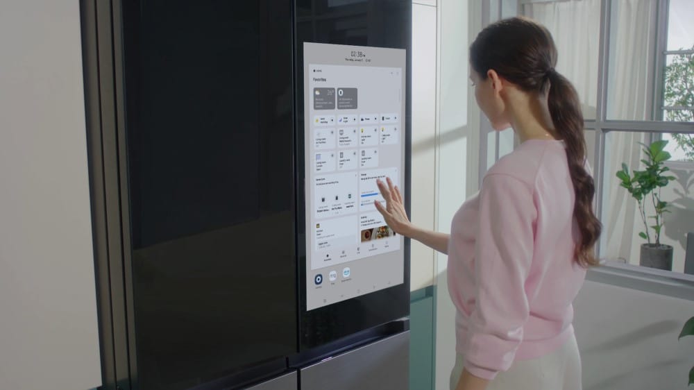 Nézzen filmeket a Samsung nagyképernyős... hűtőszekrényén