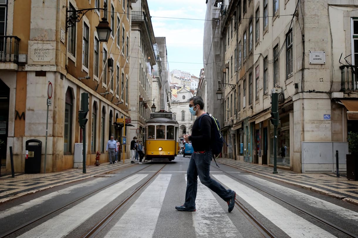 Németország zár: keddtől a Portugáliából érkezőknek teszttel is kötelező a karantén