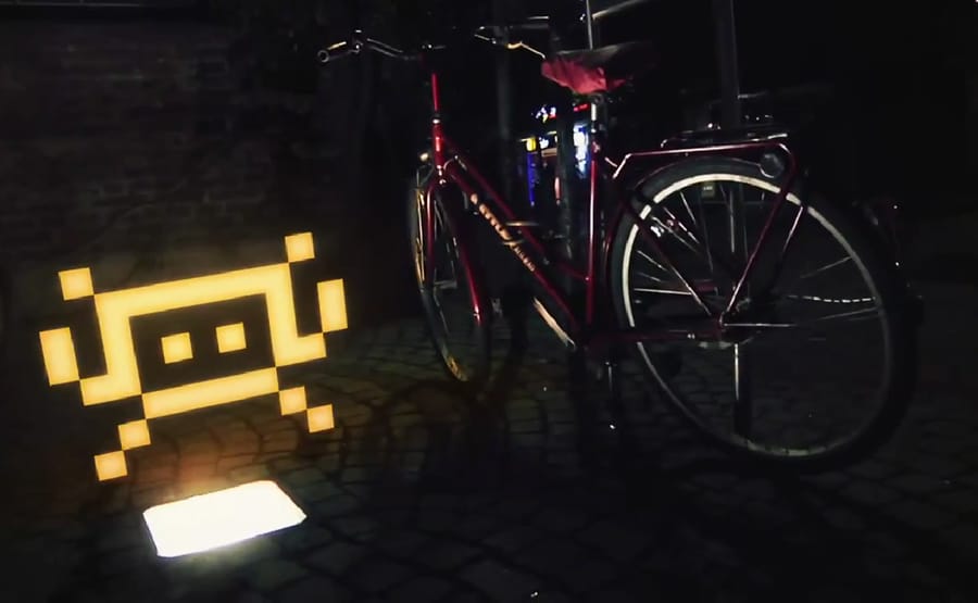 Pixelinvázió dúl Düsseldorfban (videó)
