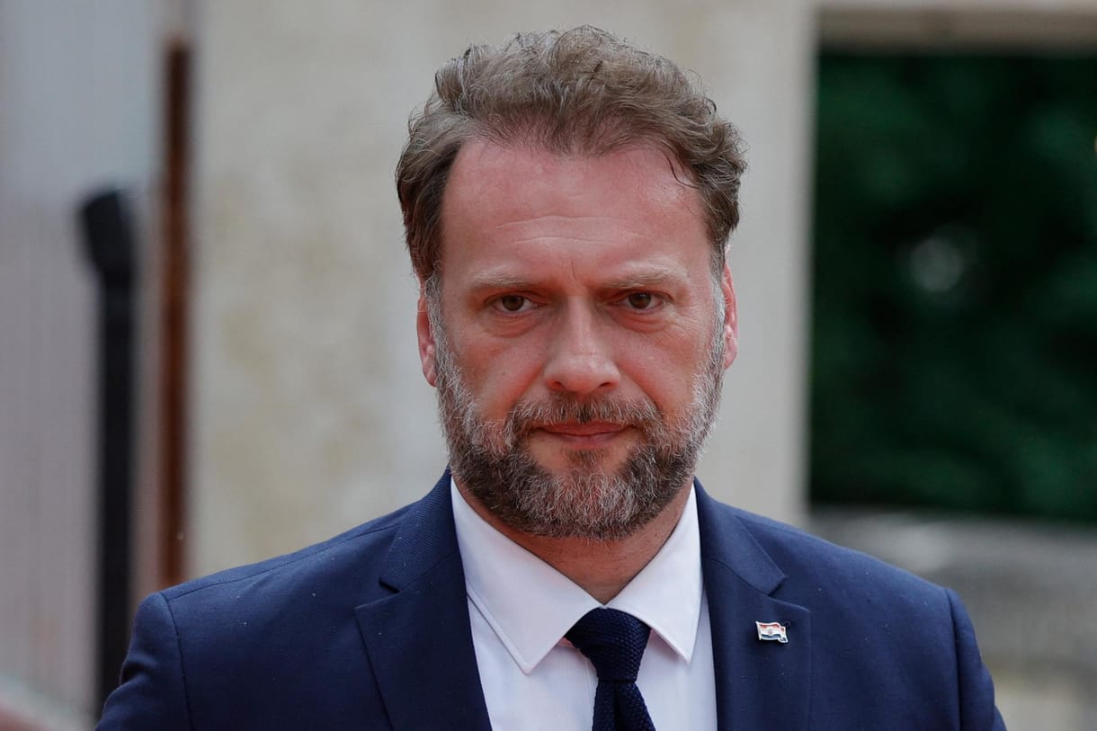 Halálos balesetet okozott a horvát védelmi miniszter, felmentették