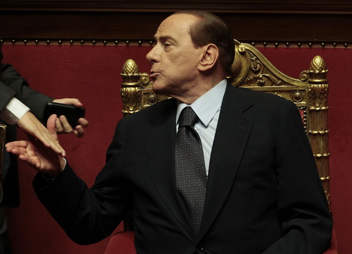 Berlusconi hamis tanúzásra kérhette kerítőjét
