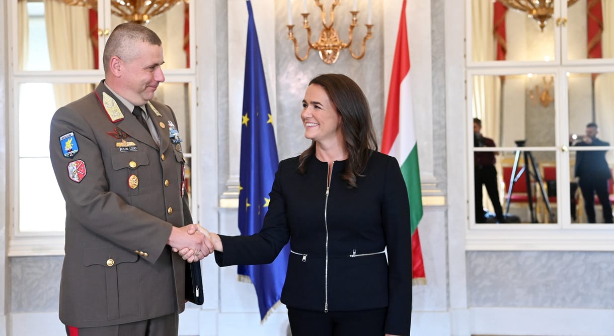 Koszovóba megy Novák Katalin