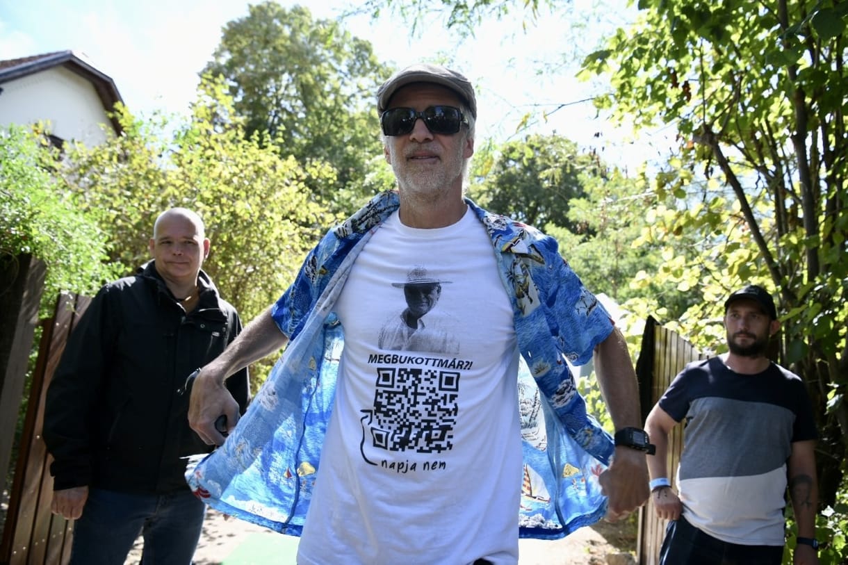 Bocsánatot kért Jeszenszky Zsolt Baranyi Krisztinától, de tőle is ezt várja