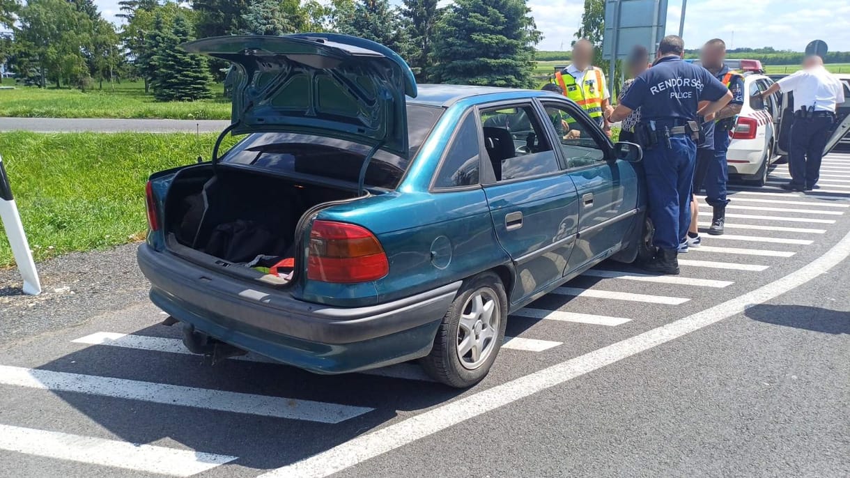 Idős embereket fosztott ki két férfi országszerte, elkapták őket