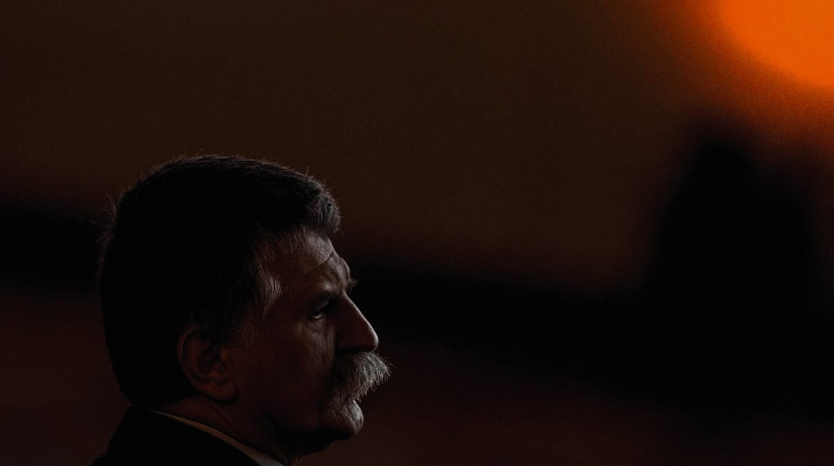 A nap, amikor Kövér László még Ákosnál is nagyobb troll volt