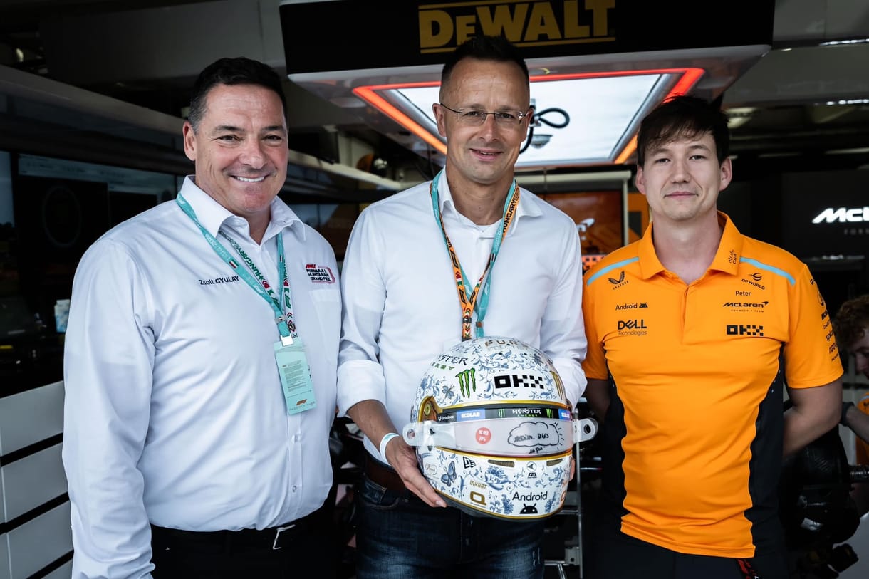 Szijjártó Péter megtalálta Lando Norris magyar mérnökét a Hungaroringen