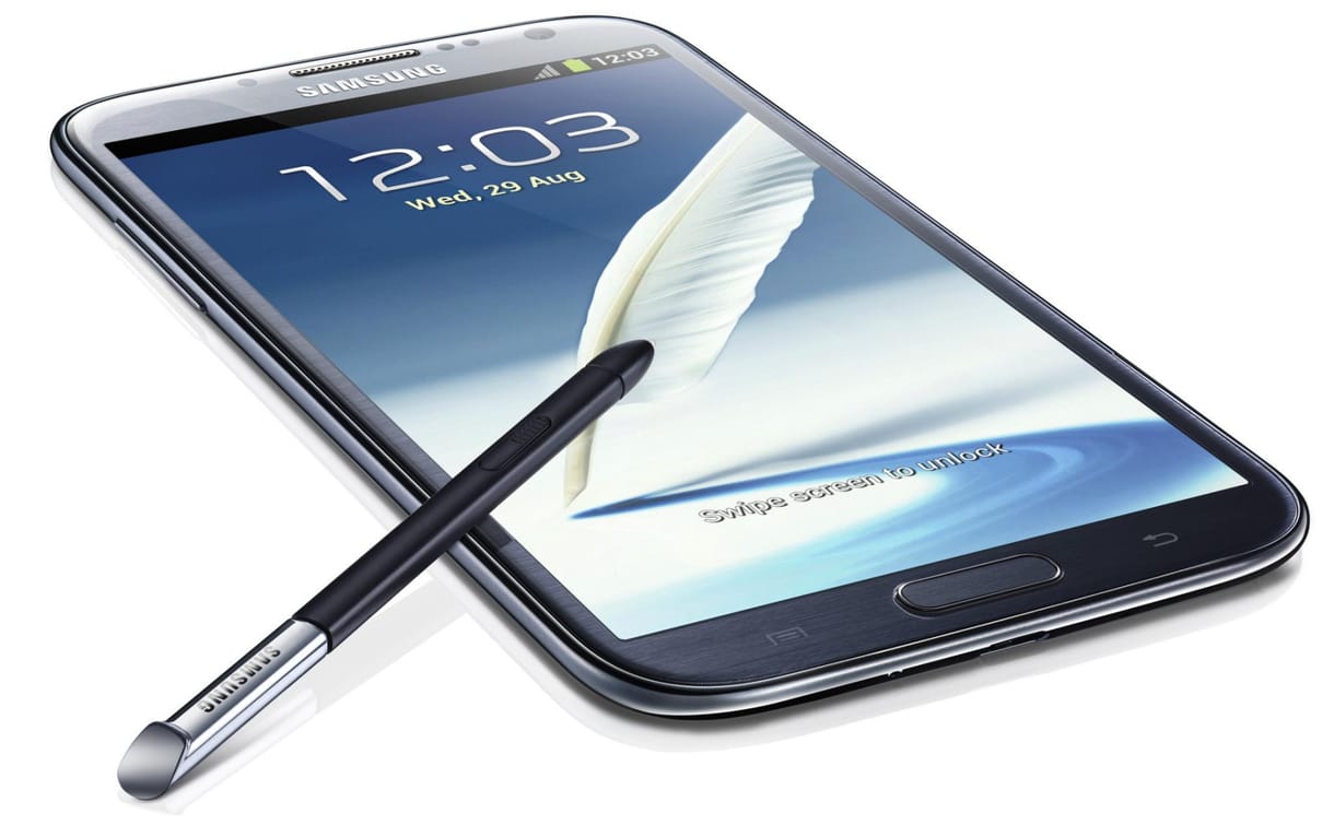 Óriáskijelzős készüléken dolgozik a Samsung