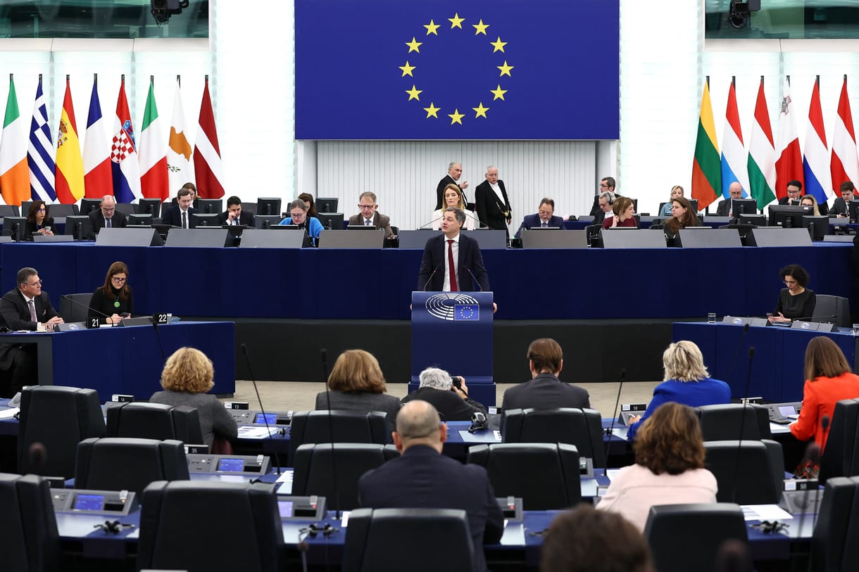 Megsorozták Orbán Viktort az Európai Parlamentben a belga elnökség nyitányán