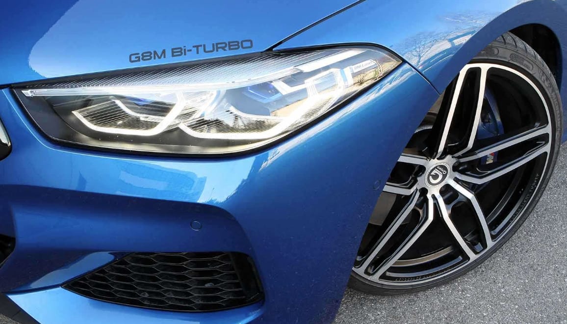 670 lóerővel támad ez az új 8-as BMW