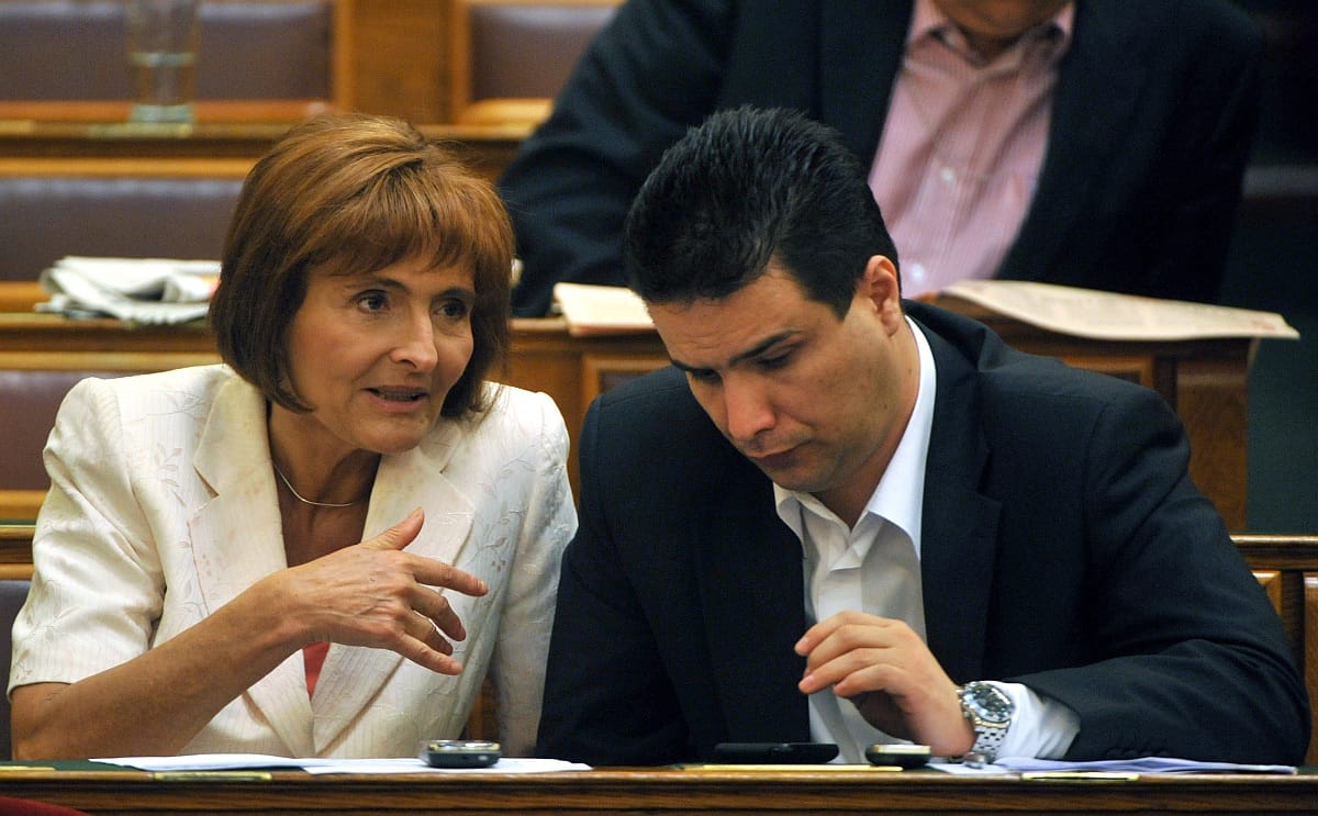 „Gyámság alá helyezték Attilát”