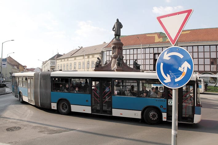 Újra lehet villamos Pécsett 2020-ra