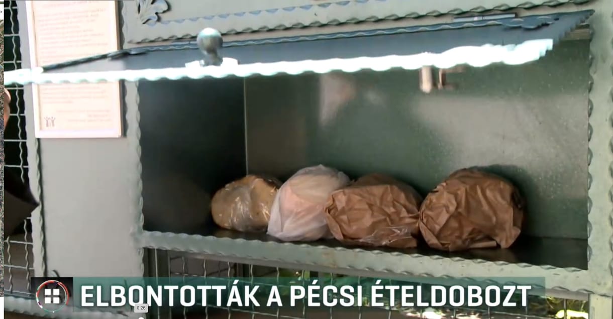 Felszámolták Pécsen a dobozt, ahova rászorulóknak lehetett élelmet leadni