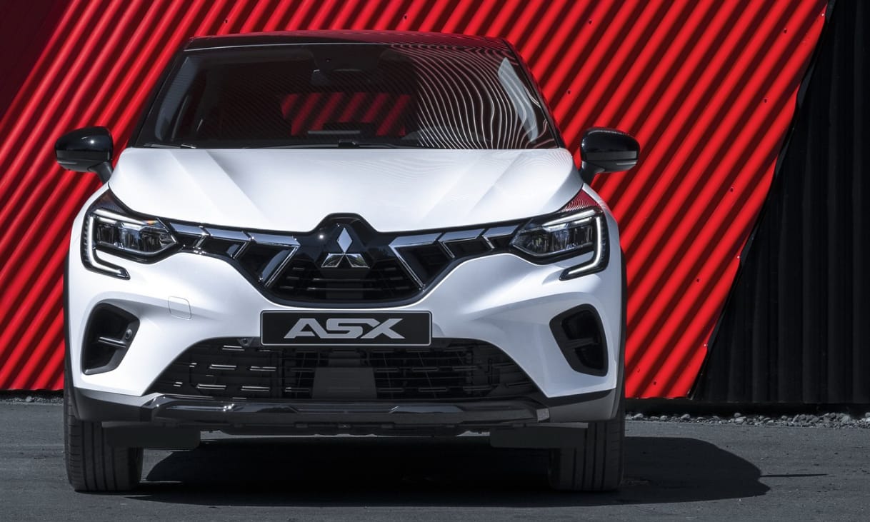 Oda jutott a Mitshubishi, hogy az új modellje egy átemblémázott Renault