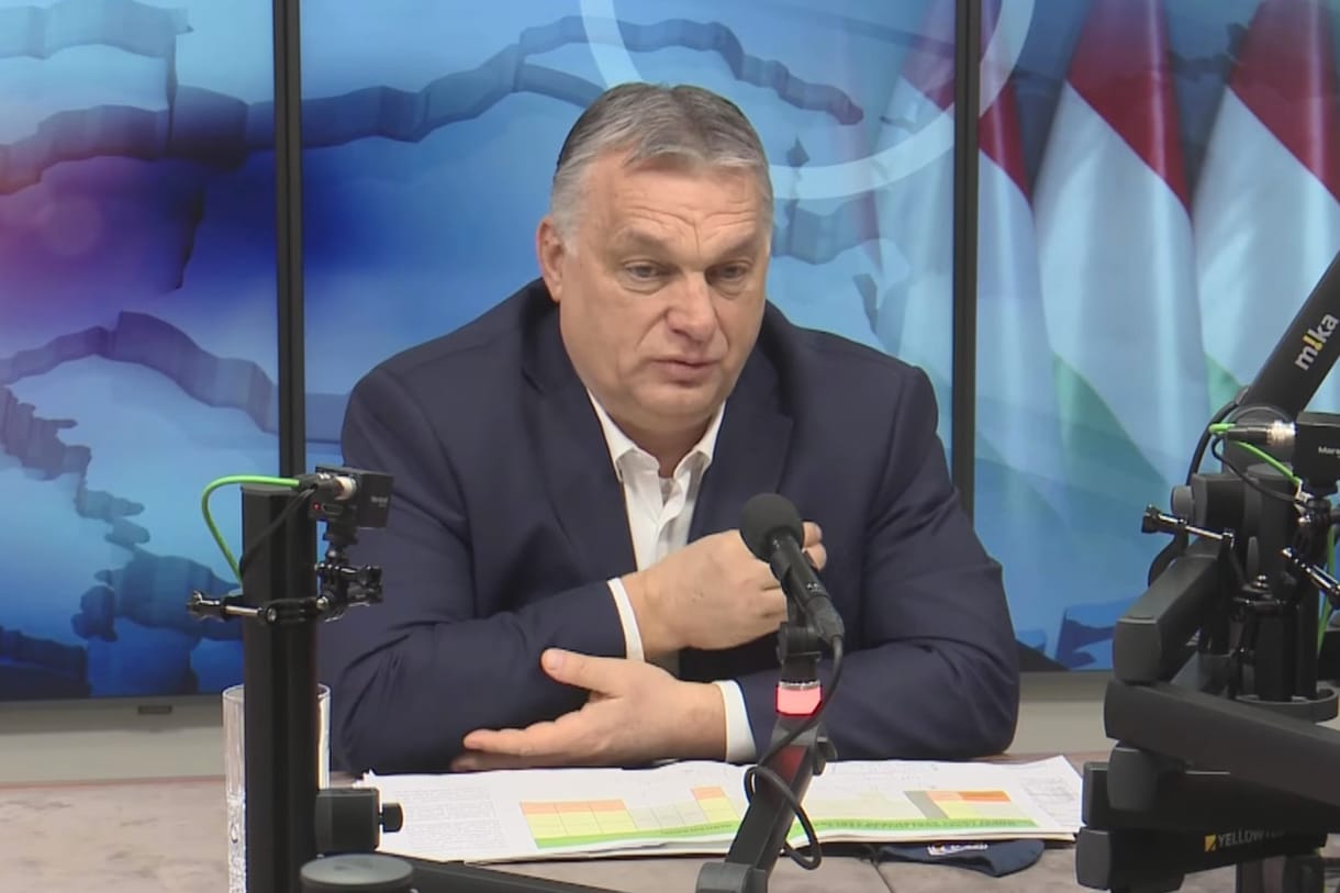 Kikezdte az ellenzék a magát bérből és fizetésből élőként meghatározó Orbánt